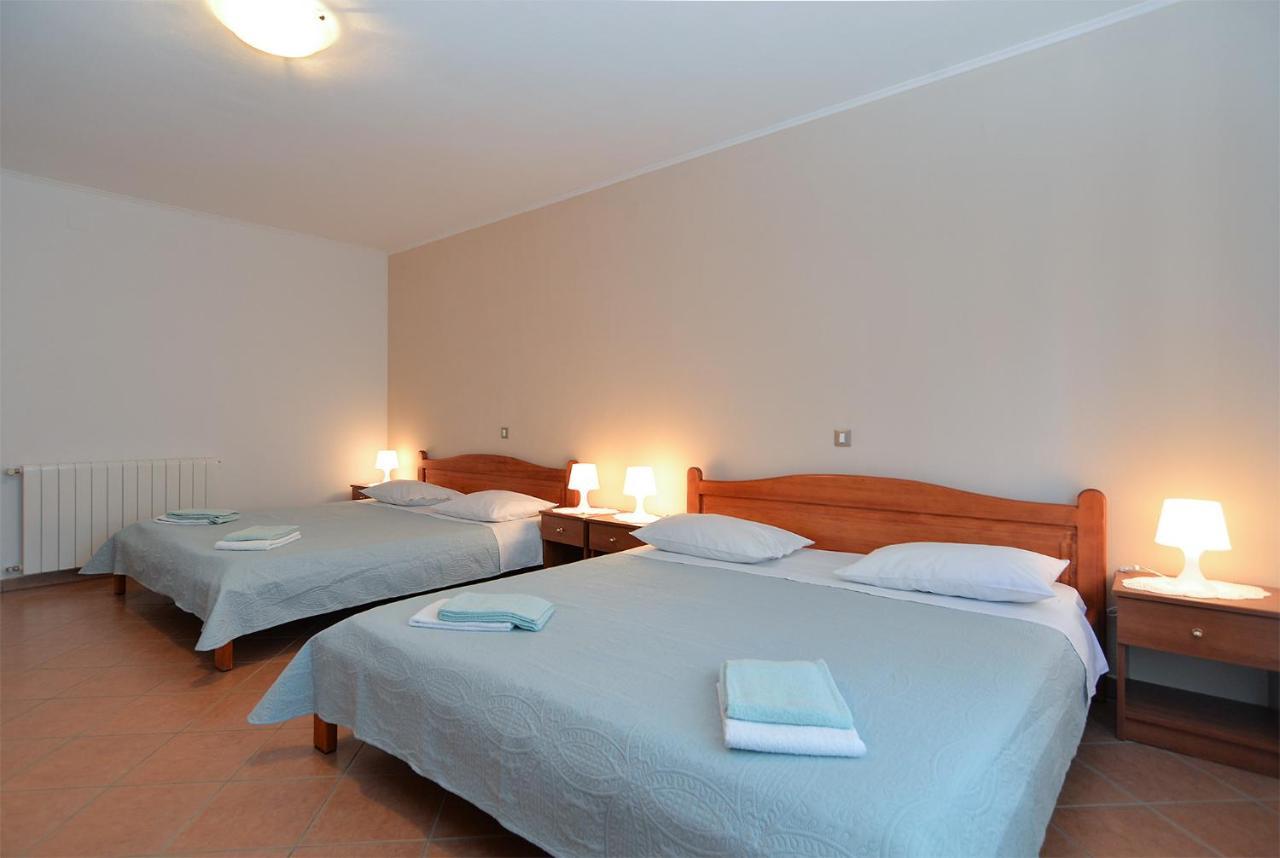 Apartments Marija 1089 Porec Exterior photo