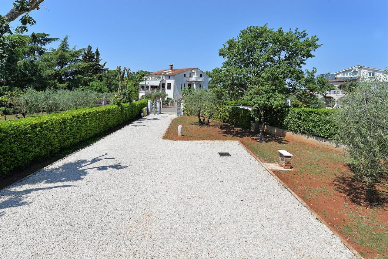 Apartments Marija 1089 Porec Exterior photo