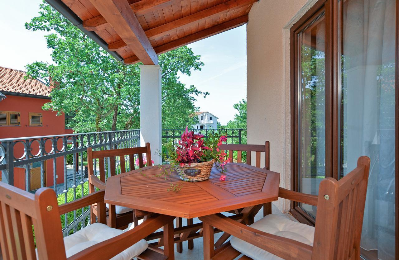 Apartments Marija 1089 Porec Exterior photo